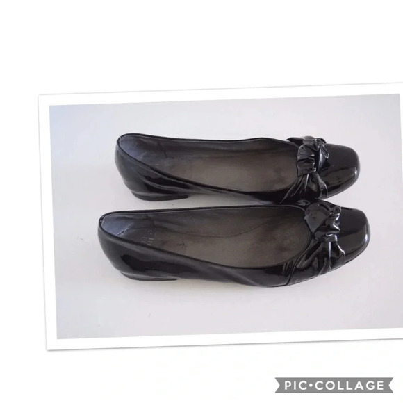 Stuart Weitzman flats - Picture 2 of 8